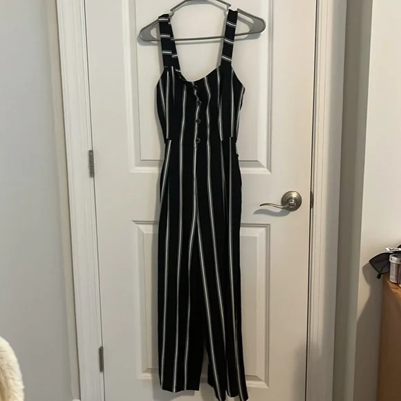 Candie’s Black and White Striped Jumpsuit 🌟 - Picture 6 of 10